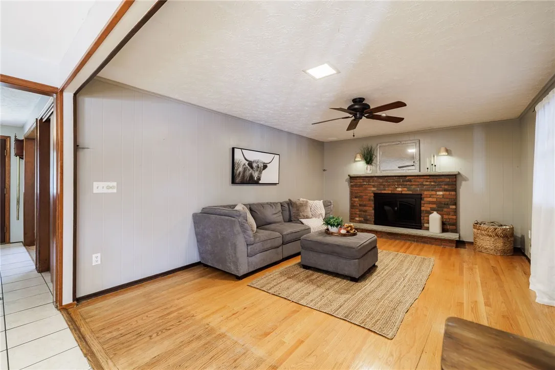 133 Parklands Drive, Greece, New York 14616, Greece, New York 14616, 4 Bedrooms Bedrooms, 12 Rooms Rooms,2 BathroomsBathrooms,Residential,Closed,133 Parklands Drive, Greece, New York 14616,0,R1630516