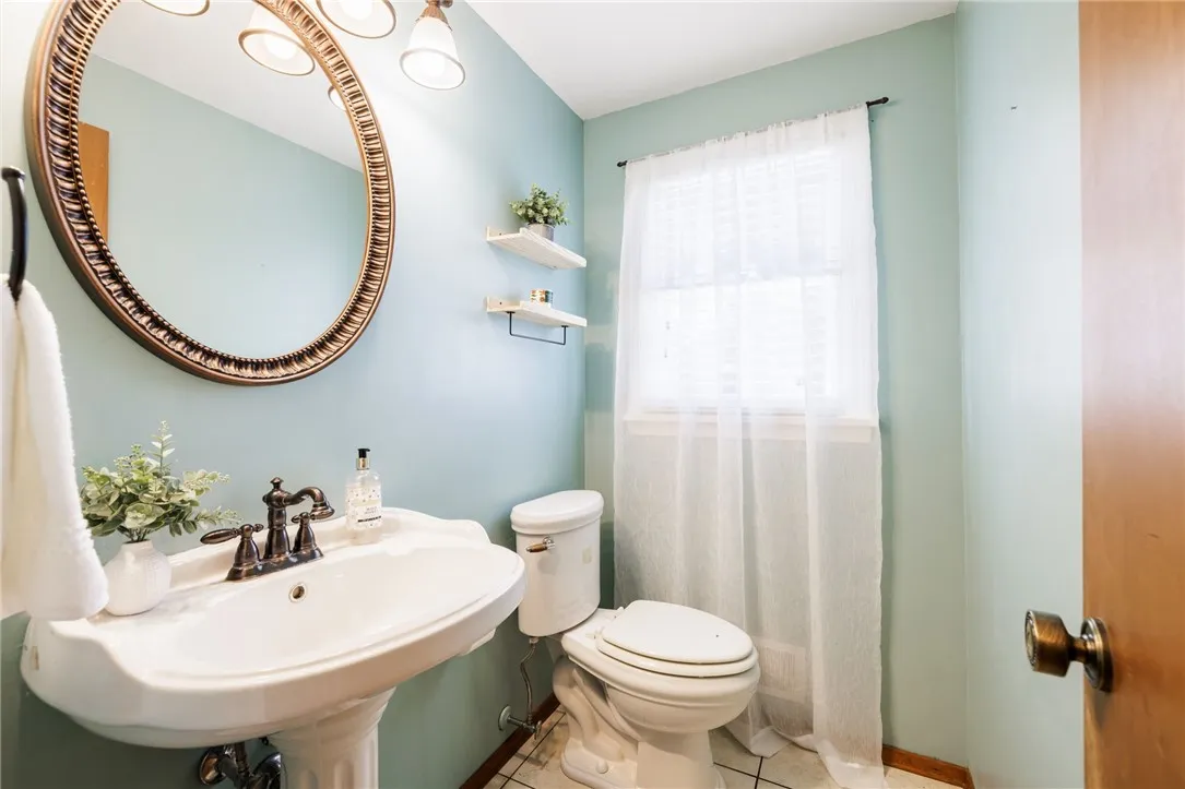 133 Parklands Drive, Greece, New York 14616, Greece, New York 14616, 4 Bedrooms Bedrooms, 12 Rooms Rooms,2 BathroomsBathrooms,Residential,Closed,133 Parklands Drive, Greece, New York 14616,0,R1630516