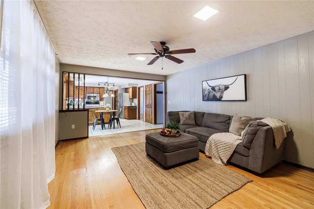 133 Parklands Drive, Greece, New York 14616, Greece, New York 14616, 4 Bedrooms Bedrooms, 12 Rooms Rooms,2 BathroomsBathrooms,Residential,Closed,133 Parklands Drive, Greece, New York 14616,0,R1630516