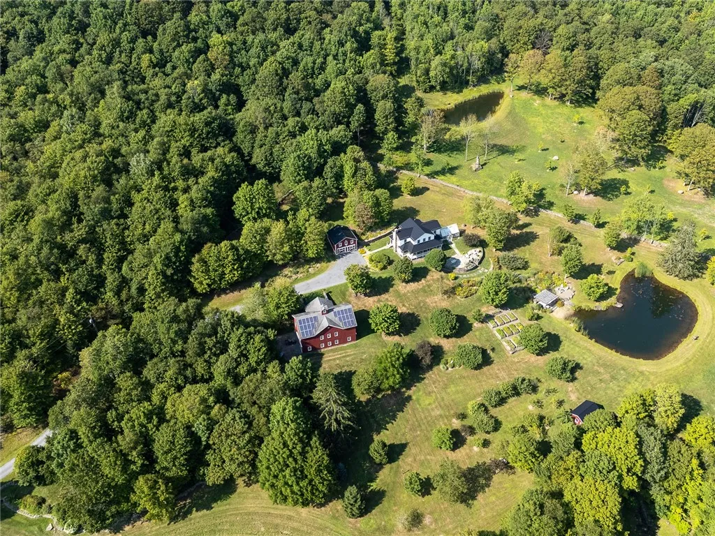 124 Bob Hall Road, Bovina, New York 13740, Bovina, New York 13740, 4 Bedrooms Bedrooms, 12 Rooms Rooms,2 BathroomsBathrooms,Residential,Closed,124 Bob Hall Road, Bovina, New York 13740,0,R1631311