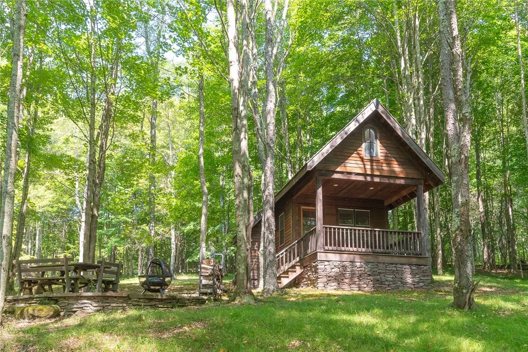 124 Bob Hall Road, Bovina, New York 13740, Bovina, New York 13740, 4 Bedrooms Bedrooms, 12 Rooms Rooms,2 BathroomsBathrooms,Residential,Closed,124 Bob Hall Road, Bovina, New York 13740,0,R1631311