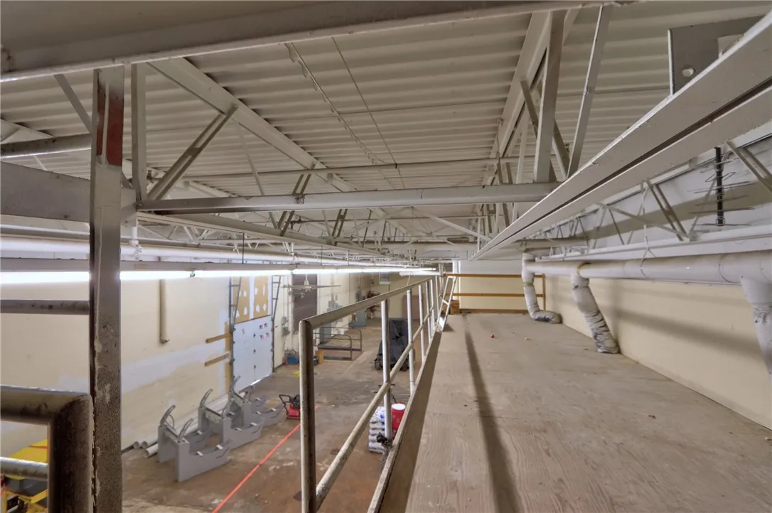 2109 Us Route 20, Seneca Falls, New York 13148, Seneca Falls, New York 13148, ,Commercial Lease,For Rent,2109 Us Route 20, Seneca Falls, New York 13148,R1628970
