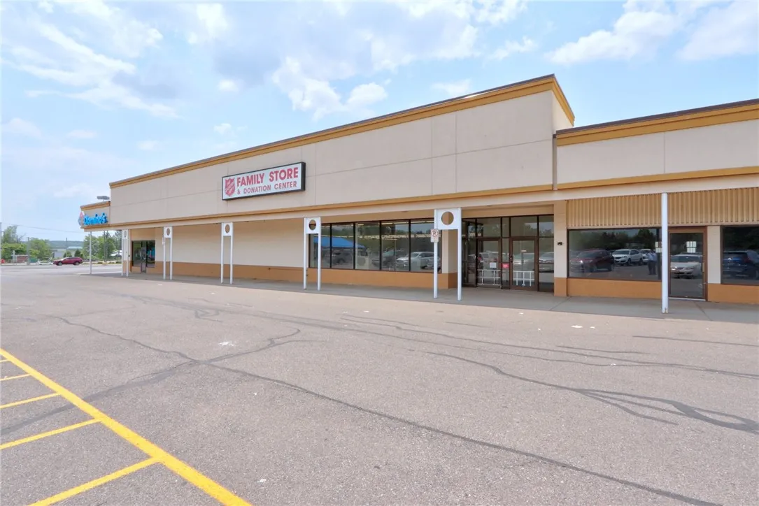 2109 Us Route 20, Seneca Falls, New York 13148, Seneca Falls, New York 13148, ,Commercial Lease,For Rent,2109 Us Route 20, Seneca Falls, New York 13148,R1628970