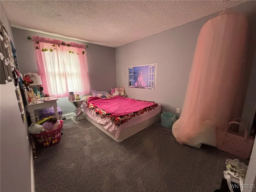 188 Stepping Stone Lane, Orchard Park, New York 14, Orchard Park, New York 14127, 3 Bedrooms Bedrooms, 6 Rooms Rooms,1 BathroomBathrooms,Residential,For Sale,188 Stepping Stone Lane, Orchard Park, New York 14,0,B1623723