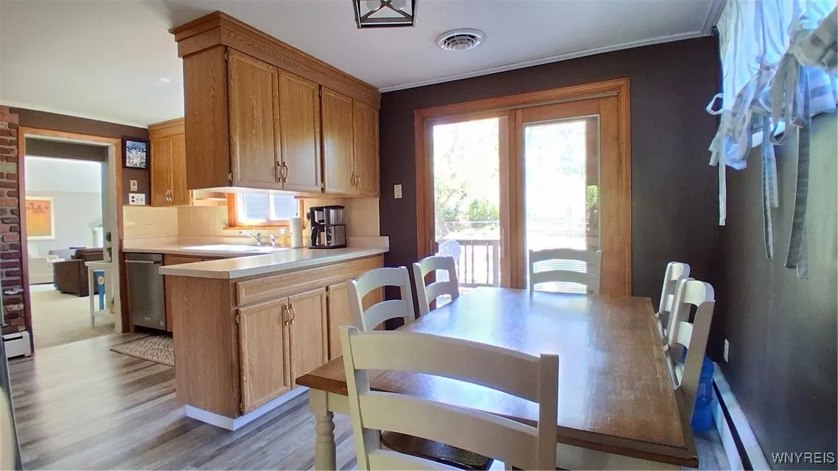 1894 Harvey Road, Grand Island, New York 14072, Grand Island, New York 14072, 3 Bedrooms Bedrooms, 6 Rooms Rooms,1 BathroomBathrooms,Residential,For Sale,1894 Harvey Road, Grand Island, New York 14072,B1631763
