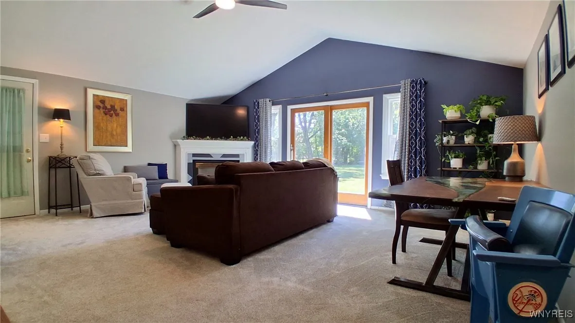 1894 Harvey Road, Grand Island, New York 14072, Grand Island, New York 14072, 3 Bedrooms Bedrooms, 6 Rooms Rooms,1 BathroomBathrooms,Residential,For Sale,1894 Harvey Road, Grand Island, New York 14072,B1631763