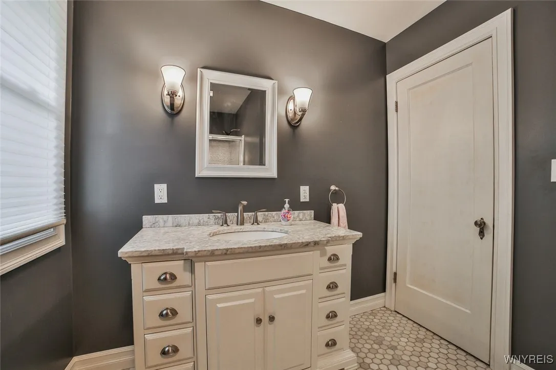 179 Allendale Rd, West Seneca, New York 14224, West Seneca, New York 14224, 4 Bedrooms Bedrooms, 8 Rooms Rooms,2 BathroomsBathrooms,Residential,For Sale,179 Allendale Rd, West Seneca, New York 14224,B1631804