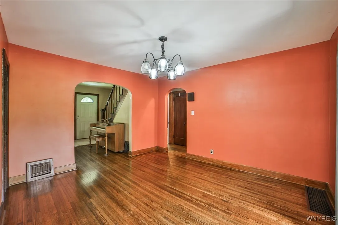 179 Allendale Rd, West Seneca, New York 14224, West Seneca, New York 14224, 4 Bedrooms Bedrooms, 8 Rooms Rooms,2 BathroomsBathrooms,Residential,For Sale,179 Allendale Rd, West Seneca, New York 14224,B1631804