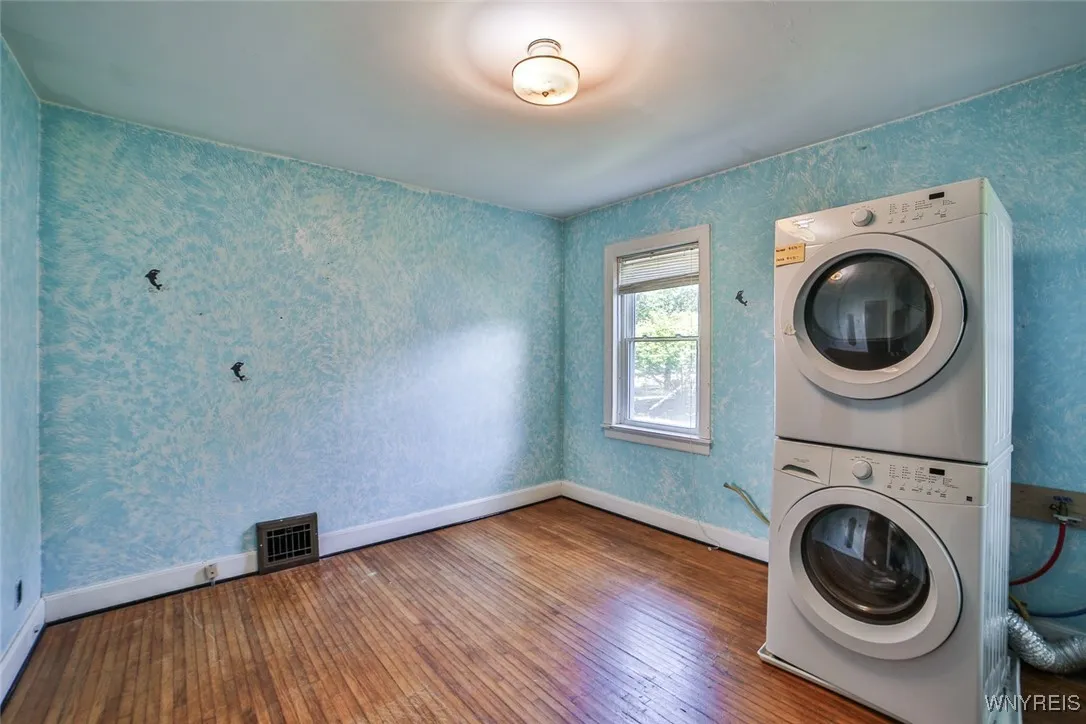179 Allendale Rd, West Seneca, New York 14224, West Seneca, New York 14224, 4 Bedrooms Bedrooms, 8 Rooms Rooms,2 BathroomsBathrooms,Residential,For Sale,179 Allendale Rd, West Seneca, New York 14224,B1631804