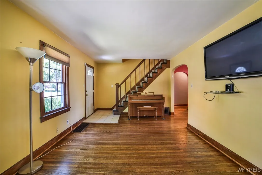 179 Allendale Rd, West Seneca, New York 14224, West Seneca, New York 14224, 4 Bedrooms Bedrooms, 8 Rooms Rooms,2 BathroomsBathrooms,Residential,For Sale,179 Allendale Rd, West Seneca, New York 14224,B1631804