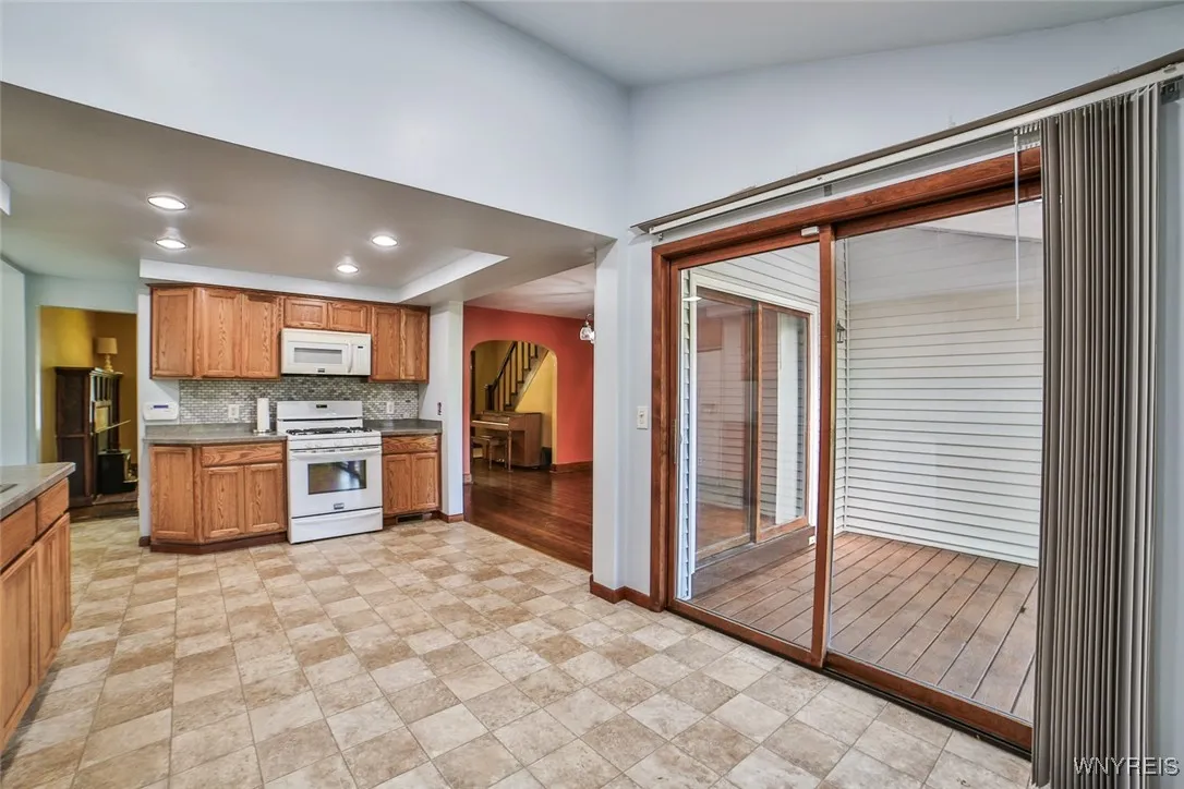 179 Allendale Rd, West Seneca, New York 14224, West Seneca, New York 14224, 4 Bedrooms Bedrooms, 8 Rooms Rooms,2 BathroomsBathrooms,Residential,For Sale,179 Allendale Rd, West Seneca, New York 14224,B1631804