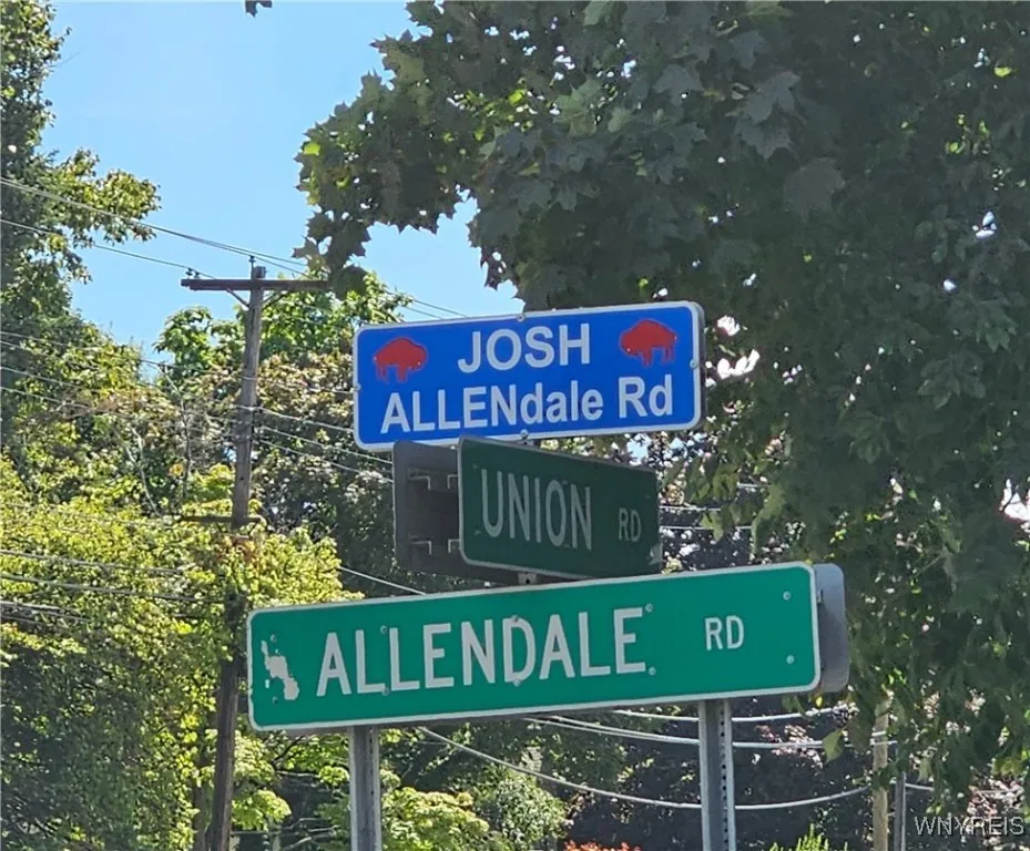 179 Allendale Rd, West Seneca, New York 14224, West Seneca, New York 14224, 4 Bedrooms Bedrooms, 8 Rooms Rooms,2 BathroomsBathrooms,Residential,For Sale,179 Allendale Rd, West Seneca, New York 14224,B1631804