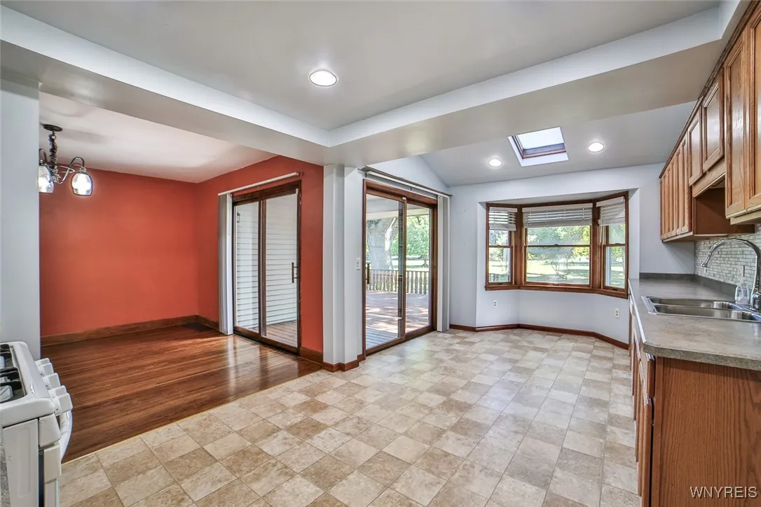 179 Allendale Rd, West Seneca, New York 14224, West Seneca, New York 14224, 4 Bedrooms Bedrooms, 8 Rooms Rooms,2 BathroomsBathrooms,Residential,For Sale,179 Allendale Rd, West Seneca, New York 14224,B1631804