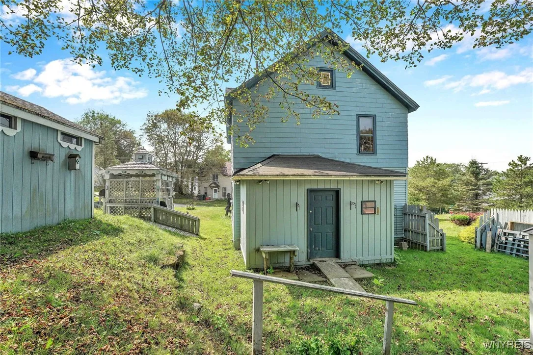 5 Kinney Street, Jamestown, New York 14701, Jamestown, New York 14701, 3 Bedrooms Bedrooms, 6 Rooms Rooms,1 BathroomBathrooms,Residential,Closed,5 Kinney Street, Jamestown, New York 14701,0,B1630703