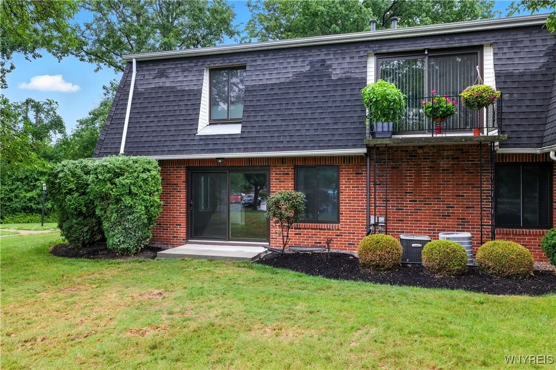 87 Foxberry Drive A, Amherst, New York 14068, Amherst, New York 14068, 2 Bedrooms Bedrooms, 5 Rooms Rooms,1 BathroomBathrooms,Residential,Closed,87 Foxberry Drive A, Amherst, New York 14068,0,B1631841