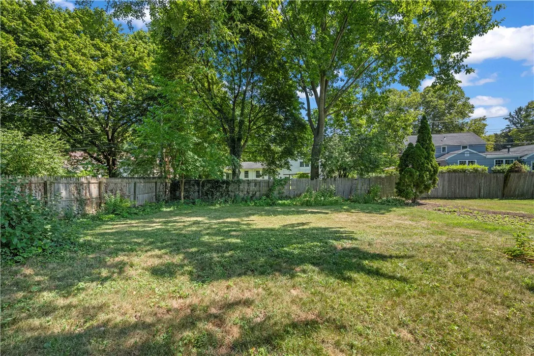 114 Clovercrest Drive, Brighton, New York 14618, Brighton, New York 14618, 3 Bedrooms Bedrooms, 6 Rooms Rooms,1 BathroomBathrooms,Residential,Closed,114 Clovercrest Drive, Brighton, New York 14618,0,R1630735