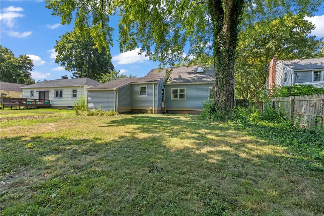 114 Clovercrest Drive, Brighton, New York 14618, Brighton, New York 14618, 3 Bedrooms Bedrooms, 6 Rooms Rooms,1 BathroomBathrooms,Residential,Closed,114 Clovercrest Drive, Brighton, New York 14618,0,R1630735