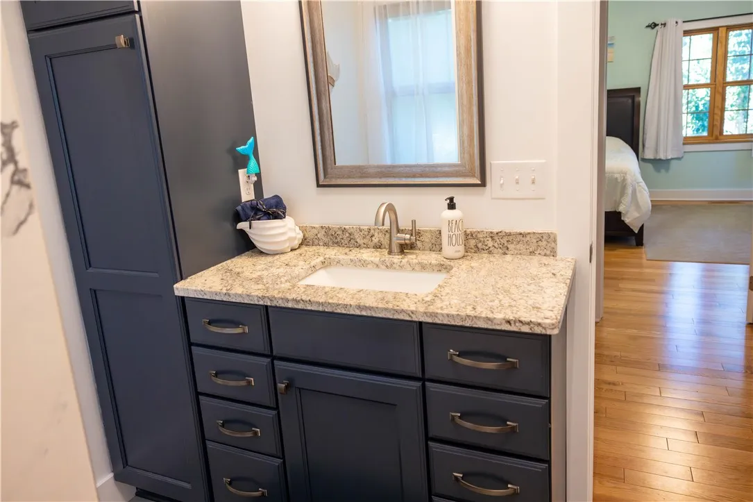 442 North Drive, Greece, New York 14612, Greece, New York 14612, 3 Bedrooms Bedrooms, 6 Rooms Rooms,2 BathroomsBathrooms,Residential,Closed,442 North Drive, Greece, New York 14612,0,R1631799