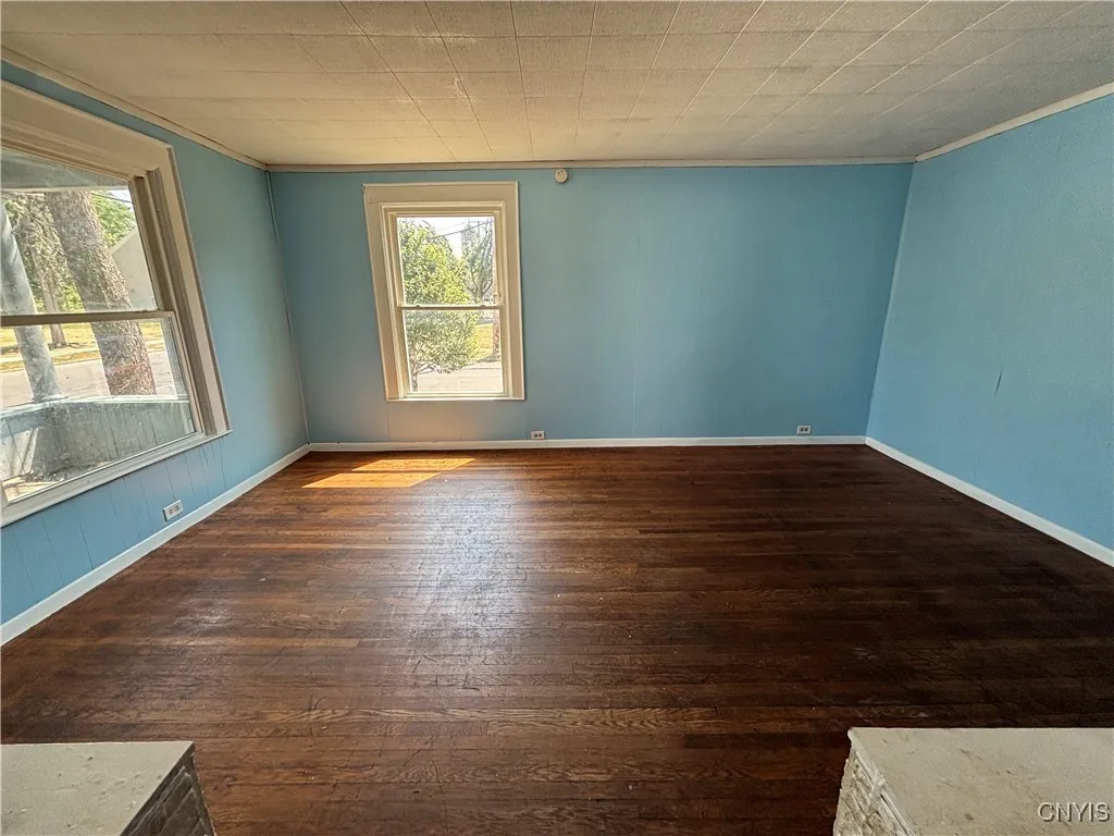 1330 Midland Avenue, Syracuse, New York 13205, Syracuse, New York 13205, 4 Bedrooms Bedrooms, 8 Rooms Rooms,1 BathroomBathrooms,Residential,Closed,1330 Midland Avenue, Syracuse, New York 13205,0,S1631851