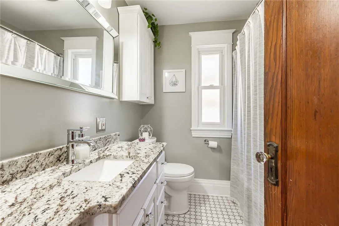 610 Hazelwood, Rochester, New York 14609, Rochester, New York 14609, 3 Bedrooms Bedrooms, 6 Rooms Rooms,1 BathroomBathrooms,Residential,Closed,610 Hazelwood, Rochester, New York 14609,0,R1631588