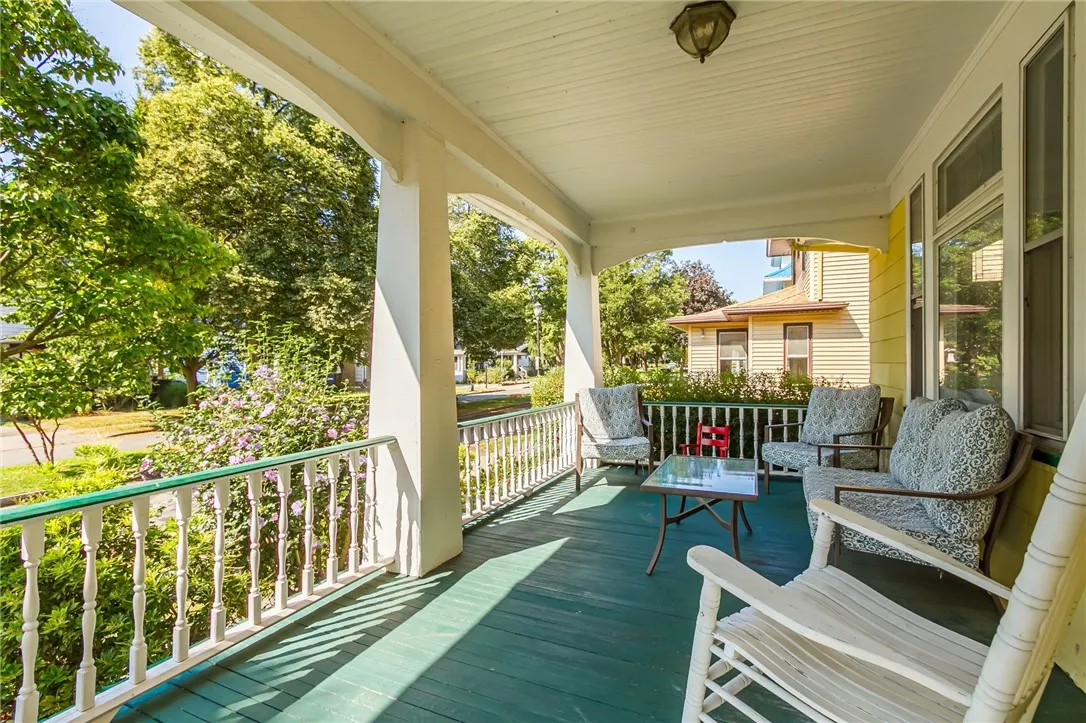 610 Hazelwood, Rochester, New York 14609, Rochester, New York 14609, 3 Bedrooms Bedrooms, 6 Rooms Rooms,1 BathroomBathrooms,Residential,Closed,610 Hazelwood, Rochester, New York 14609,0,R1631588