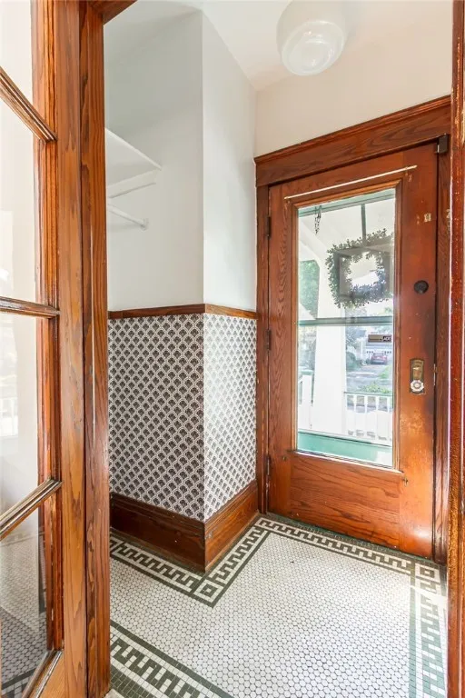 610 Hazelwood, Rochester, New York 14609, Rochester, New York 14609, 3 Bedrooms Bedrooms, 6 Rooms Rooms,1 BathroomBathrooms,Residential,Closed,610 Hazelwood, Rochester, New York 14609,0,R1631588