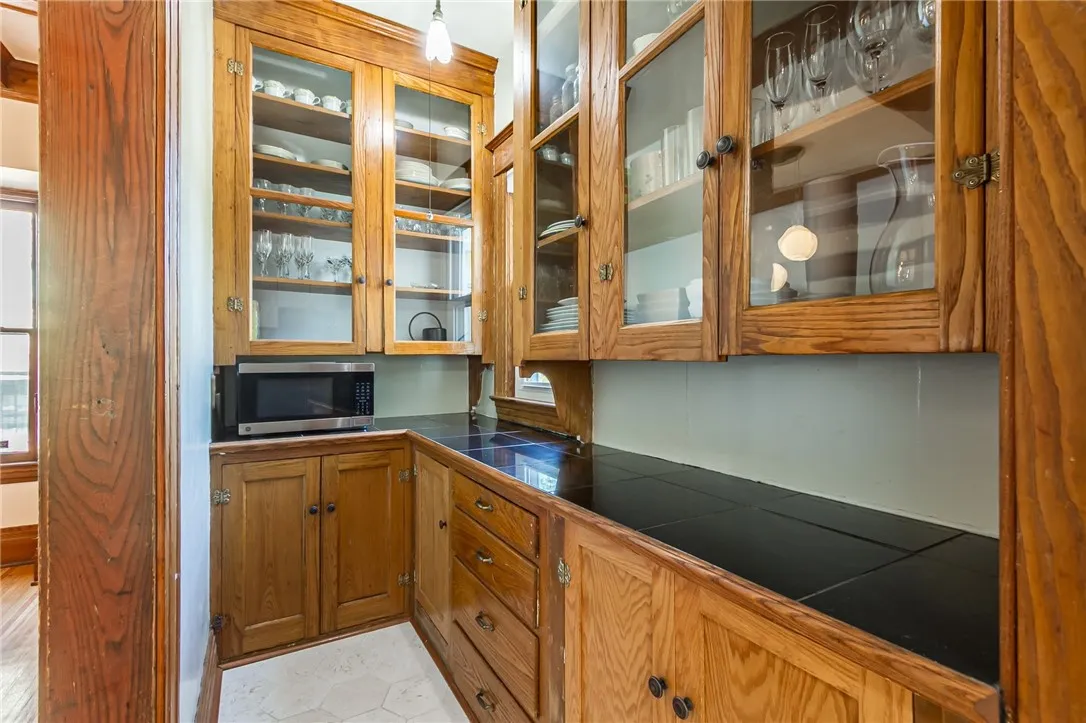 610 Hazelwood, Rochester, New York 14609, Rochester, New York 14609, 3 Bedrooms Bedrooms, 6 Rooms Rooms,1 BathroomBathrooms,Residential,Closed,610 Hazelwood, Rochester, New York 14609,0,R1631588