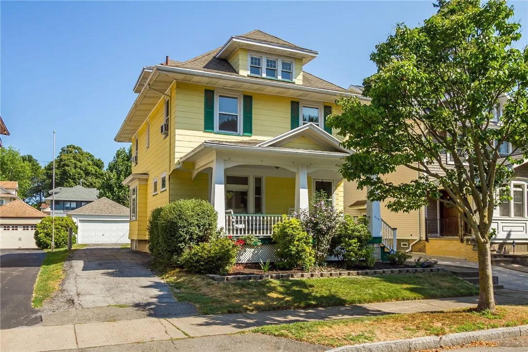 610 Hazelwood, Rochester, New York 14609, Rochester, New York 14609, 3 Bedrooms Bedrooms, 6 Rooms Rooms,1 BathroomBathrooms,Residential,Closed,610 Hazelwood, Rochester, New York 14609,0,R1631588