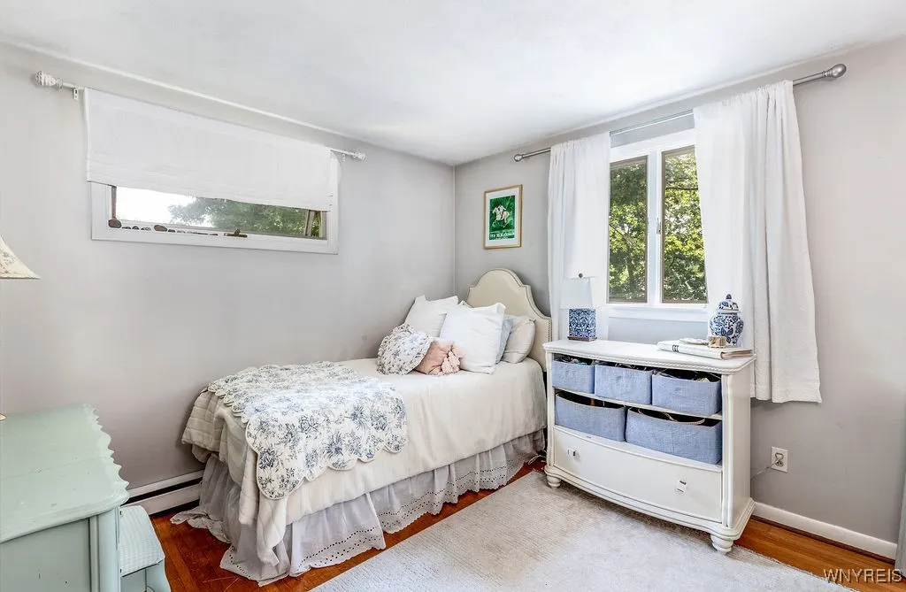 4651 Overlook Drive, Clarence, New York 14221, Clarence, New York 14221, 3 Bedrooms Bedrooms, 8 Rooms Rooms,2 BathroomsBathrooms,Residential,For Sale,4651 Overlook Drive, Clarence, New York 14221,B1629272