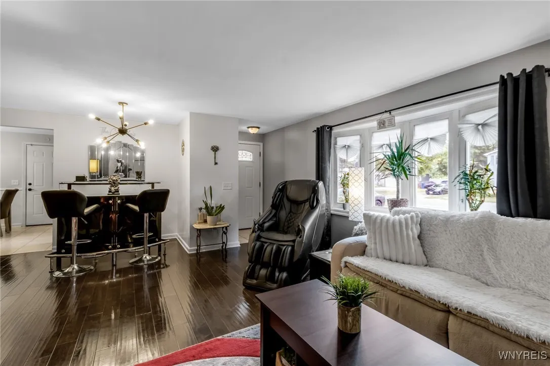 76 Sunshine Drive, Amherst, New York 14228, Amherst, New York 14228, 3 Bedrooms Bedrooms, 6 Rooms Rooms,1 BathroomBathrooms,Residential,Closed,76 Sunshine Drive, Amherst, New York 14228,0,B1631439