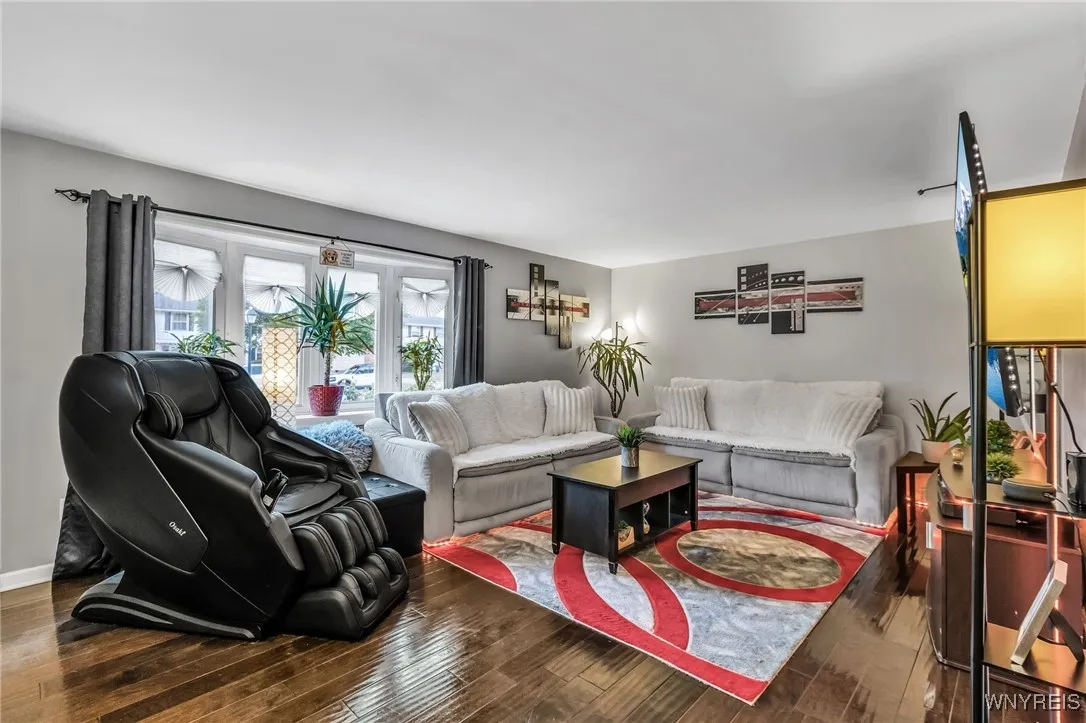 76 Sunshine Drive, Amherst, New York 14228, Amherst, New York 14228, 3 Bedrooms Bedrooms, 6 Rooms Rooms,1 BathroomBathrooms,Residential,Closed,76 Sunshine Drive, Amherst, New York 14228,0,B1631439