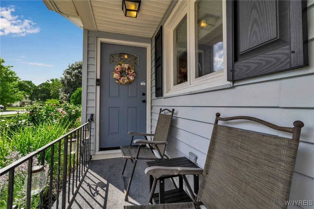 76 Sunshine Drive, Amherst, New York 14228, Amherst, New York 14228, 3 Bedrooms Bedrooms, 6 Rooms Rooms,1 BathroomBathrooms,Residential,Closed,76 Sunshine Drive, Amherst, New York 14228,0,B1631439