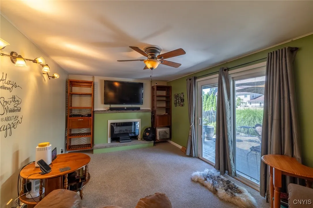 122 Riverdale Road, Clay, New York 13090, Clay, New York 13090, 4 Bedrooms Bedrooms, 11 Rooms Rooms,1 BathroomBathrooms,Residential,Closed,122 Riverdale Road, Clay, New York 13090,0,S1631753