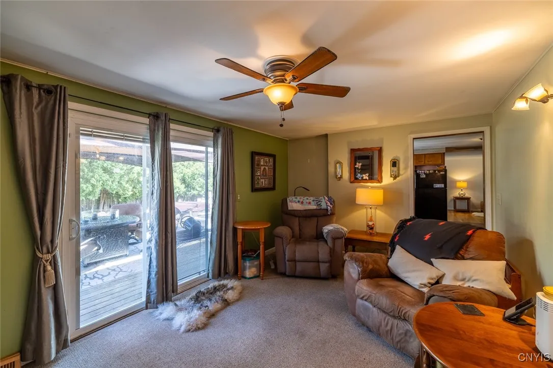 122 Riverdale Road, Clay, New York 13090, Clay, New York 13090, 4 Bedrooms Bedrooms, 11 Rooms Rooms,1 BathroomBathrooms,Residential,Closed,122 Riverdale Road, Clay, New York 13090,0,S1631753