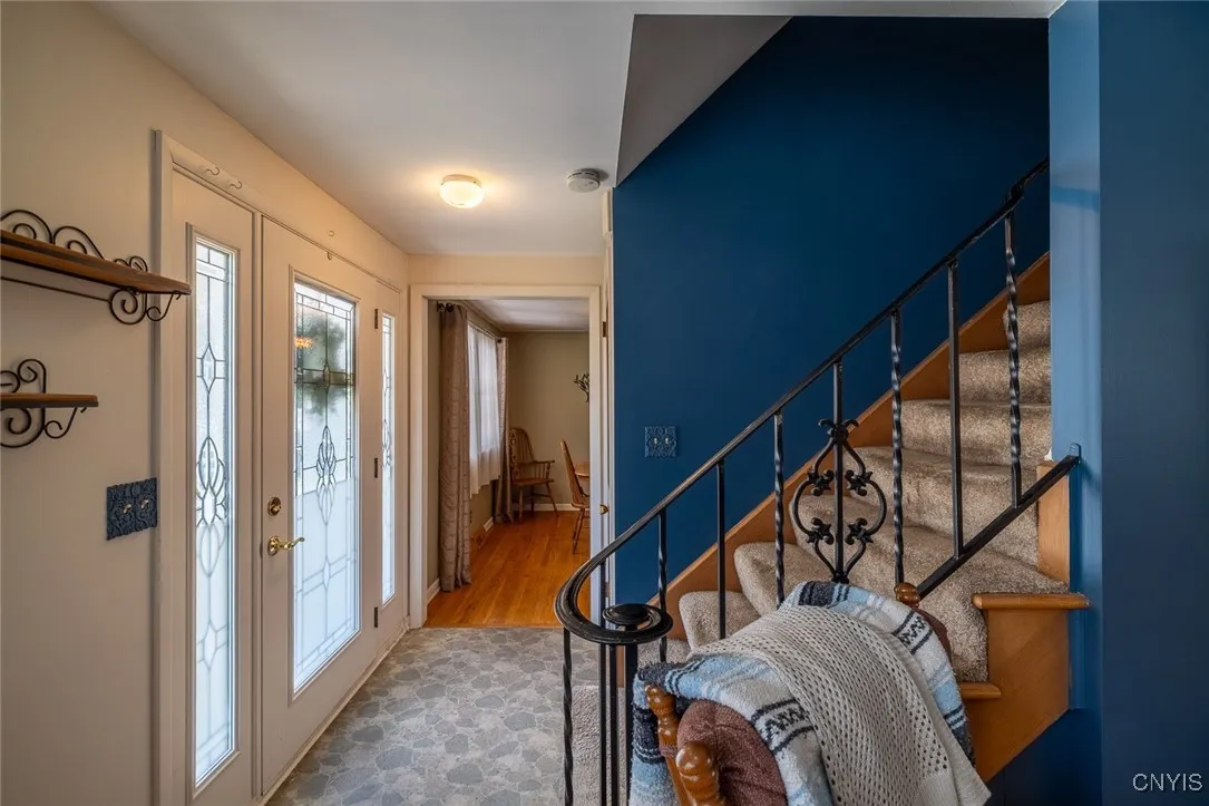 122 Riverdale Road, Clay, New York 13090, Clay, New York 13090, 4 Bedrooms Bedrooms, 11 Rooms Rooms,1 BathroomBathrooms,Residential,Closed,122 Riverdale Road, Clay, New York 13090,0,S1631753