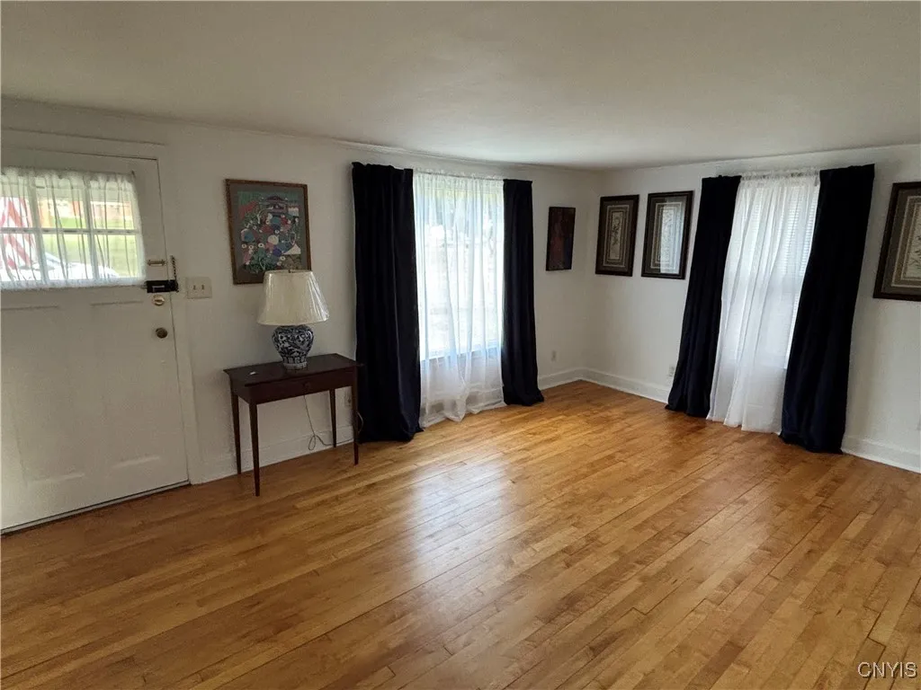 222 Darlington Road, Syracuse, New York 13208, Syracuse, New York 13208, 3 Bedrooms Bedrooms, 7 Rooms Rooms,1 BathroomBathrooms,Residential,For Sale,222 Darlington Road, Syracuse, New York 13208,0,S1631707