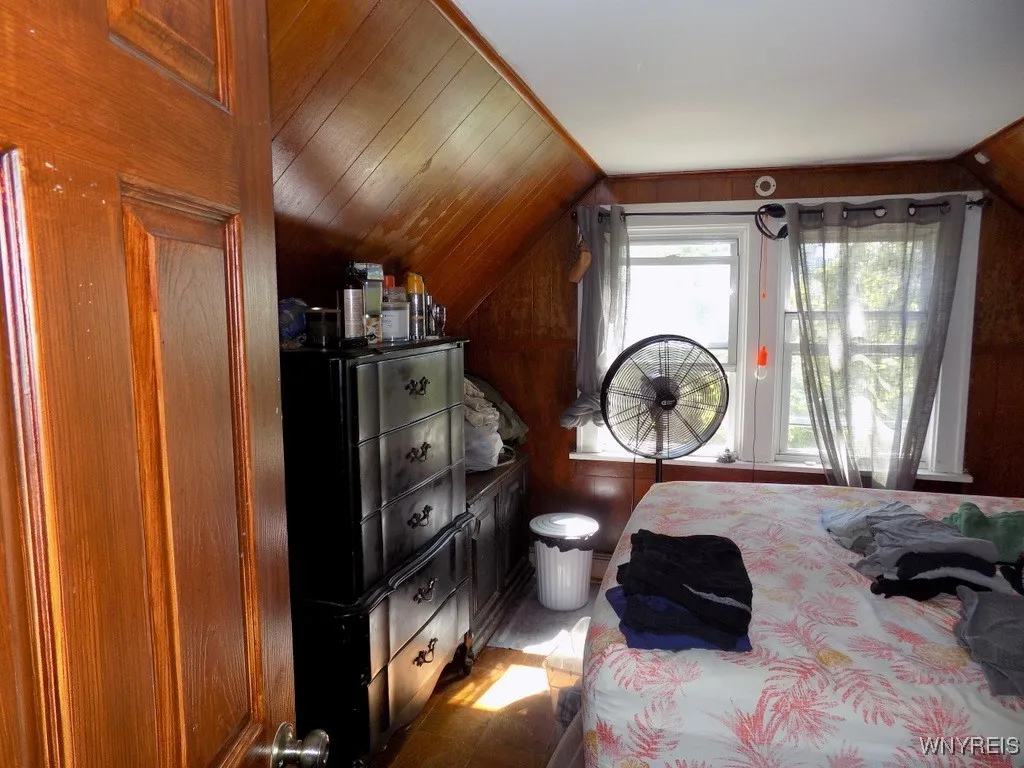 74 Ross Avenue, Buffalo, New York 14207, Buffalo, New York 14207, 4 Bedrooms Bedrooms, 6 Rooms Rooms,1 BathroomBathrooms,Residential,For Sale,74 Ross Avenue, Buffalo, New York 14207,B1627597