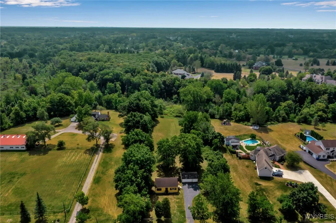 10121 Greiner Road, Clarence, New York 14031, Clarence, New York 14031, 2 Bedrooms Bedrooms, 6 Rooms Rooms,1 BathroomBathrooms,Residential,Closed,10121 Greiner Road, Clarence, New York 14031,0,B1631028