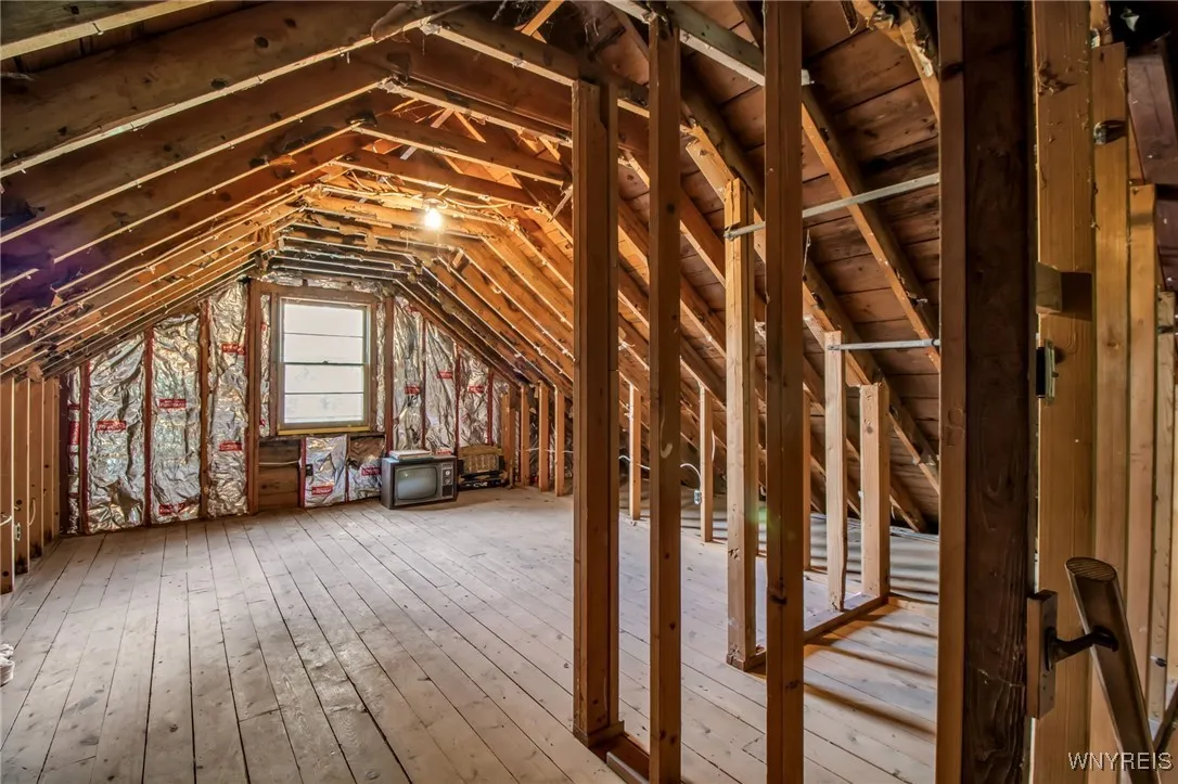 10121 Greiner Road, Clarence, New York 14031, Clarence, New York 14031, 2 Bedrooms Bedrooms, 6 Rooms Rooms,1 BathroomBathrooms,Residential,Closed,10121 Greiner Road, Clarence, New York 14031,0,B1631028