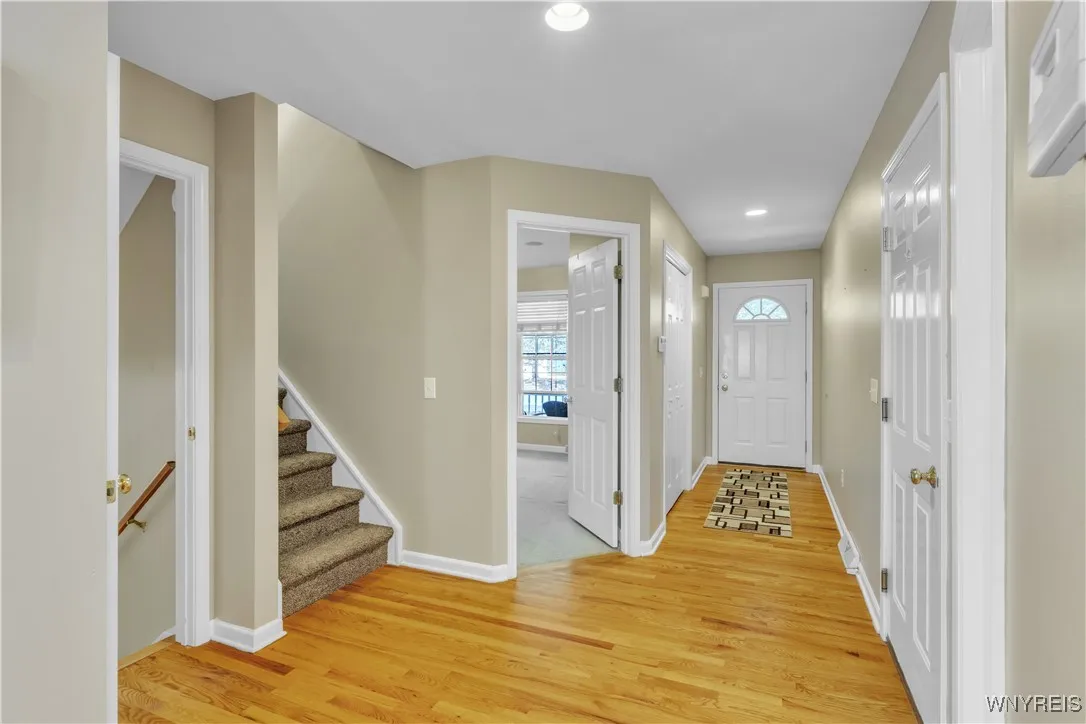 1 B Astor Ridge Drive B, Amherst, New York 14228, Amherst, New York 14228, 3 Bedrooms Bedrooms, 7 Rooms Rooms,2 BathroomsBathrooms,Residential,Closed,1 B Astor Ridge Drive B, Amherst, New York 14228,0,B1630342