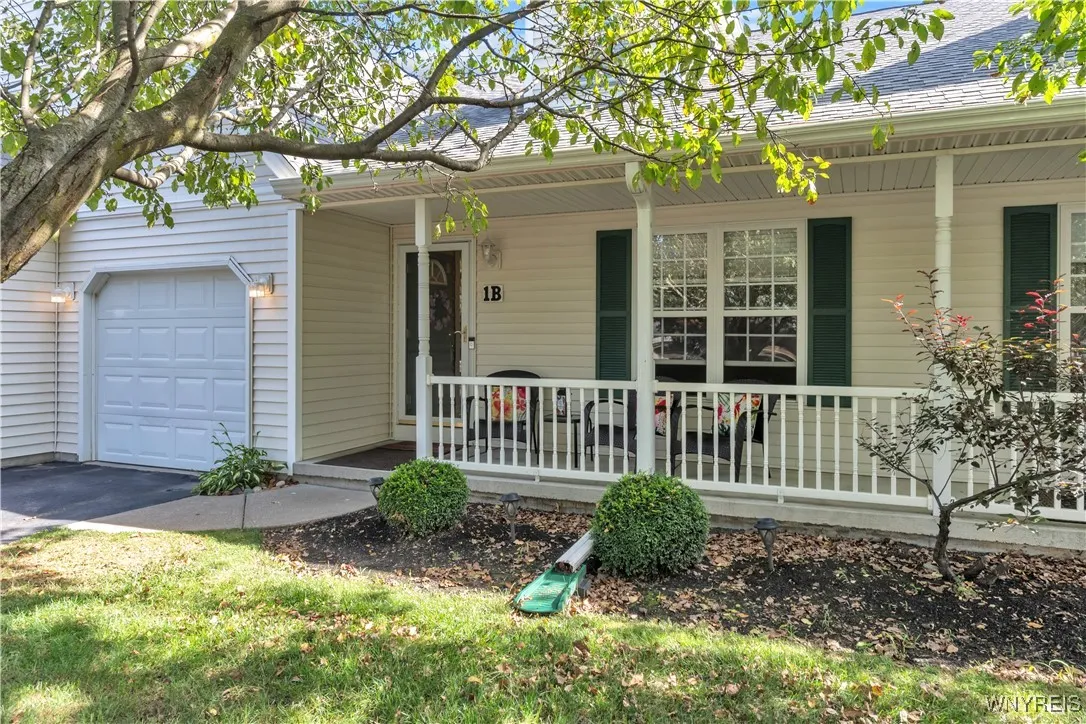 1 B Astor Ridge Drive B, Amherst, New York 14228, Amherst, New York 14228, 3 Bedrooms Bedrooms, 7 Rooms Rooms,2 BathroomsBathrooms,Residential,Closed,1 B Astor Ridge Drive B, Amherst, New York 14228,0,B1630342