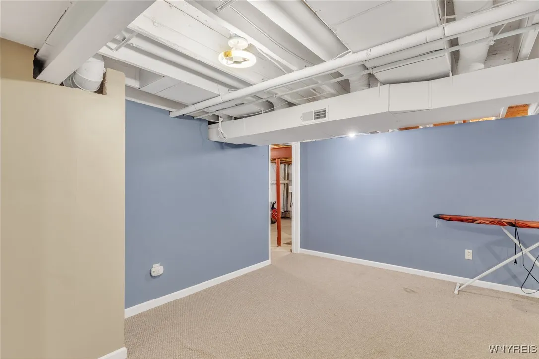 1 B Astor Ridge Drive B, Amherst, New York 14228, Amherst, New York 14228, 3 Bedrooms Bedrooms, 7 Rooms Rooms,2 BathroomsBathrooms,Residential,Closed,1 B Astor Ridge Drive B, Amherst, New York 14228,0,B1630342