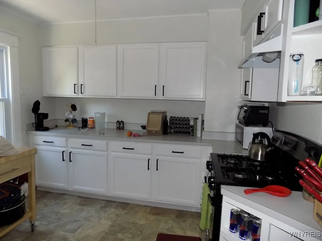 87 Laird Avenue, Buffalo, New York 14207, Buffalo, New York 14207, 4 Bedrooms Bedrooms, ,2 BathroomsBathrooms,Residential,For Sale,87 Laird Avenue, Buffalo, New York 14207,B1627595