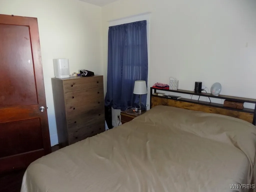 87 Laird Avenue, Buffalo, New York 14207, Buffalo, New York 14207, 4 Bedrooms Bedrooms, ,2 BathroomsBathrooms,Residential,For Sale,87 Laird Avenue, Buffalo, New York 14207,B1627595