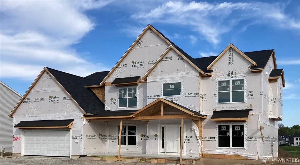 5631 Dorothy Circle, Clarence, New York 14032, Clarence, New York 14032, 4 Bedrooms Bedrooms, 10 Rooms Rooms,3 BathroomsBathrooms,Residential,For Sale,5631 Dorothy Circle, Clarence, New York 14032,0,B1631877