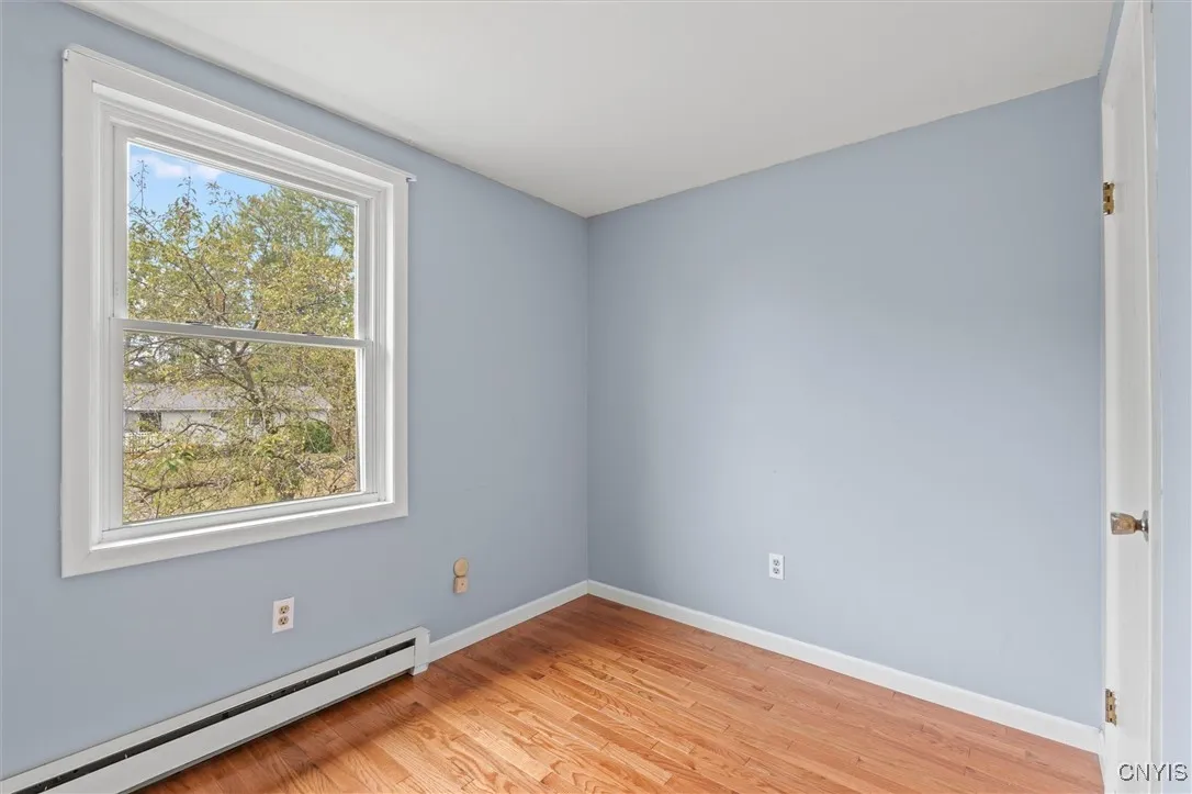 211 Windebank Lane, Manlius, New York 13116, Manlius, New York 13116, 3 Bedrooms Bedrooms, 7 Rooms Rooms,1 BathroomBathrooms,Residential,Closed,211 Windebank Lane, Manlius, New York 13116,0,S1631761