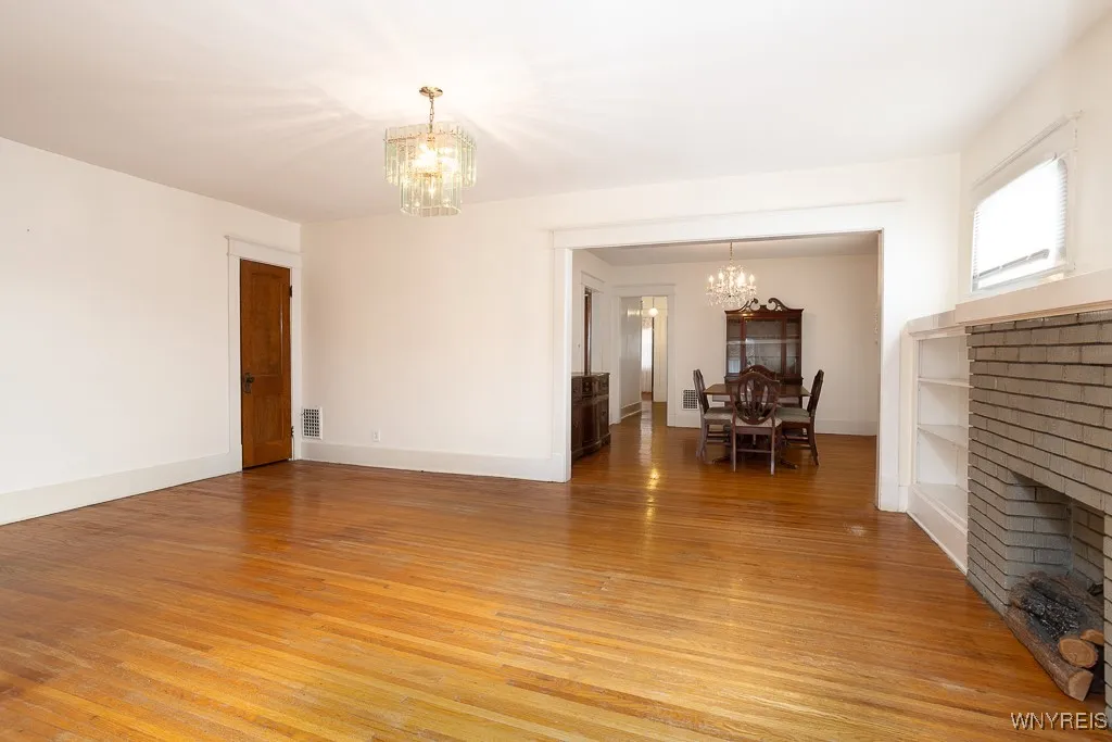 88 Commonwealth Avenue, Buffalo, New York 14216, Buffalo, New York 14216, 6 Bedrooms Bedrooms, ,2 BathroomsBathrooms,Residential,For Sale,88 Commonwealth Avenue, Buffalo, New York 14216,0,B1631505