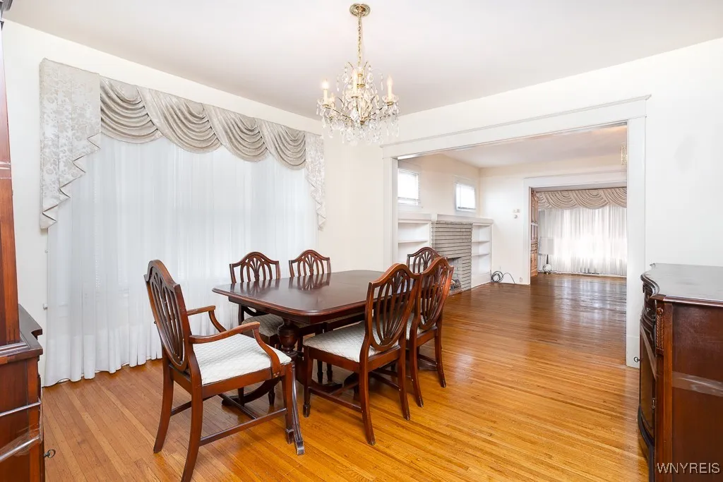 88 Commonwealth Avenue, Buffalo, New York 14216, Buffalo, New York 14216, 6 Bedrooms Bedrooms, ,2 BathroomsBathrooms,Residential,For Sale,88 Commonwealth Avenue, Buffalo, New York 14216,0,B1631505