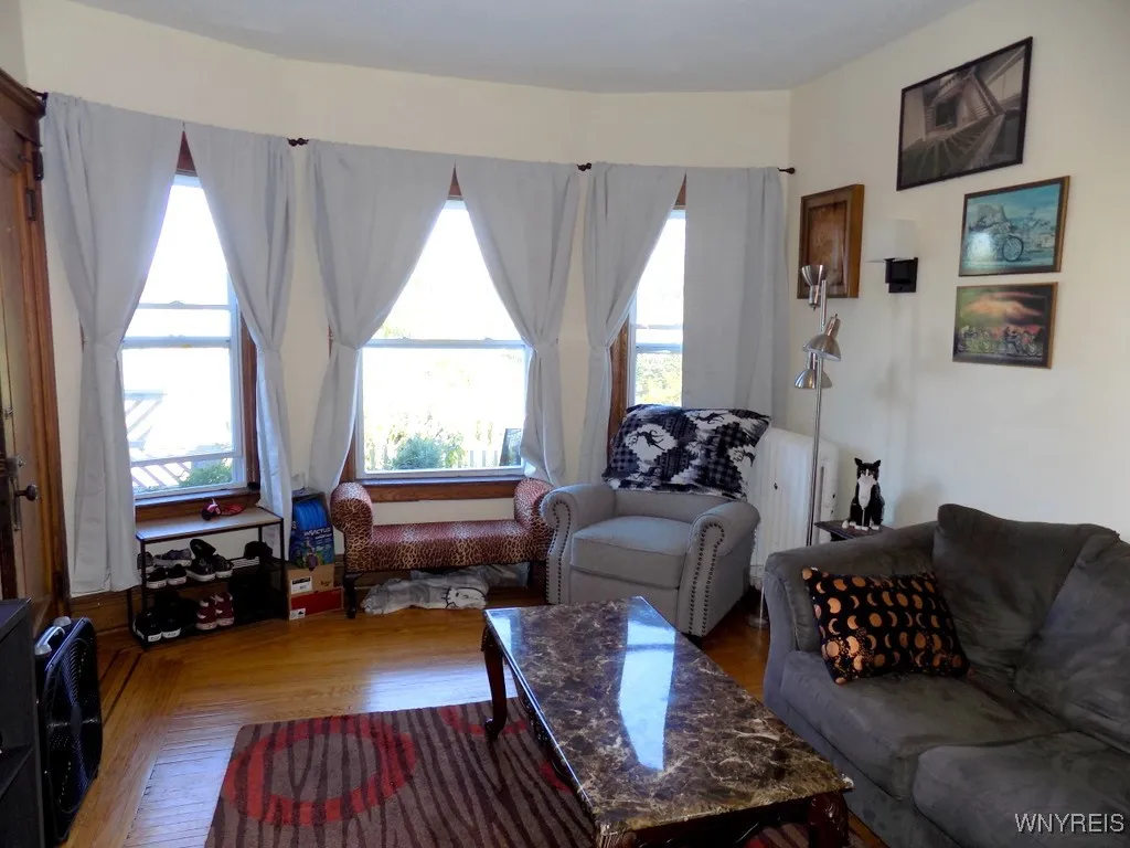 1574 Delaware Avenue, Buffalo, New York 14209, Buffalo, New York 14209, 8 Bedrooms Bedrooms, ,4 BathroomsBathrooms,Residential,For Sale,1574 Delaware Avenue, Buffalo, New York 14209,B1627594