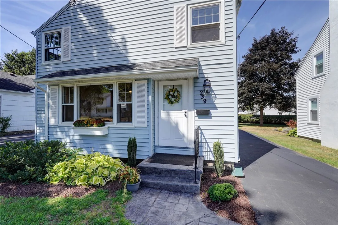 239 West Hickory Street, East Rochester, New York, East Rochester, New York 14445, 3 Bedrooms Bedrooms, 6 Rooms Rooms,1 BathroomBathrooms,Residential,Closed,239 West Hickory Street, East Rochester, New York ,0,R1630131